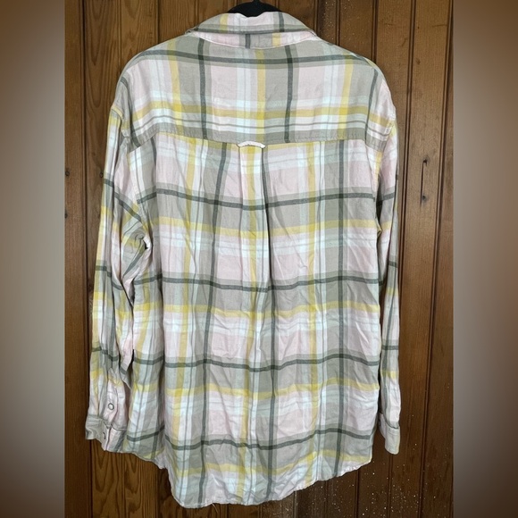 American Eagle Outfitters Pink and Yellow Plaid Flannel, Pearl Snaps - Picture 10 of 10